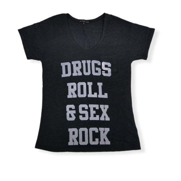 Urban Outfitters Truly Madly Deeply T-Shirt - Picture 2 of 9